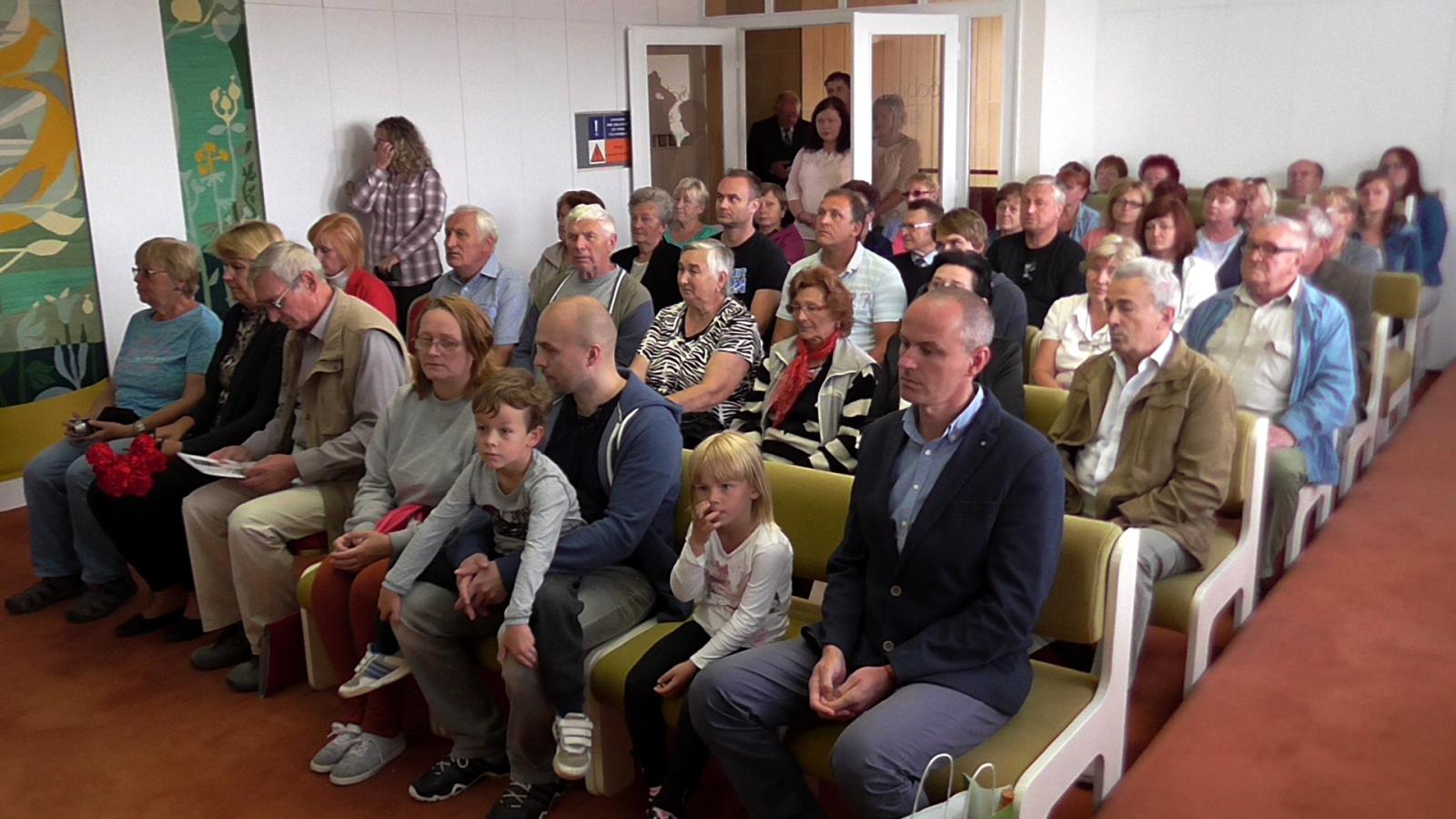 Fotogaléria 13.8.2016 Nitrianske Sučany - obradná sieň, kultúrny dom (48) 13.8.2016 Nitrianske Sučany - obradná sieň, kultúrny dom