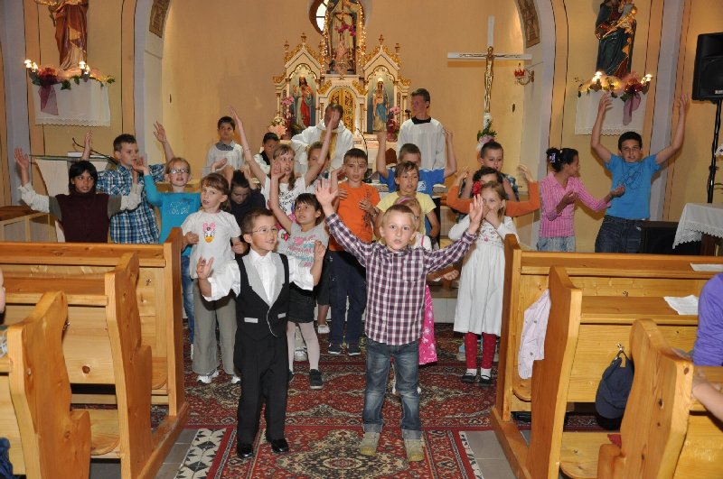 Fotogaléria 1. 6. 2012 - Noc kostolov (11) 1. 6. 2012 - Noc kostolov